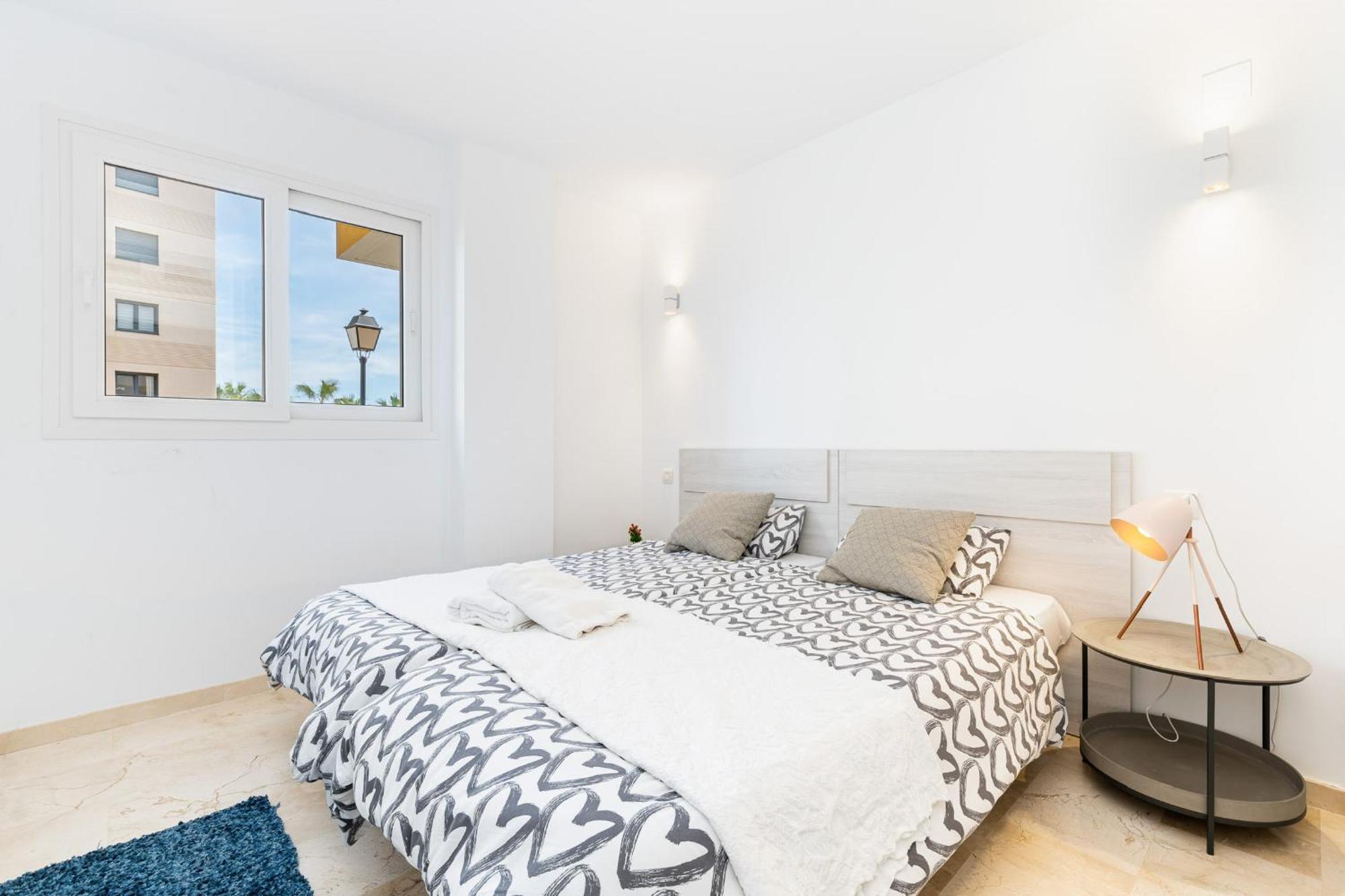Tornado Apartamento Sunrise Torrevieja Exterior photo
